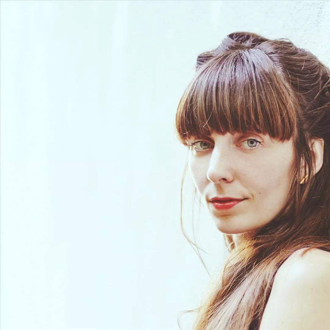 Anna Ash - Floodlights